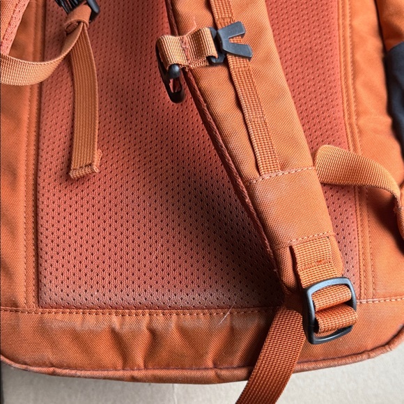 Fjallraven Orange and Gray Backpackfjallraven Skule backpack 20L - Picture 3 of 7
